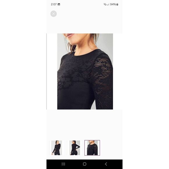 New Small Fabletics Black Flora Seamless Long Sleeve Top Pullover Shirt NWT - Picture 3 of 6